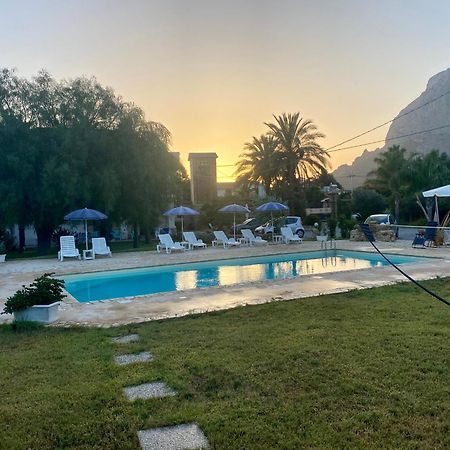 Villa Piruzzu Cv Torre Mulinazzo App P 奇尼斯 外观 照片