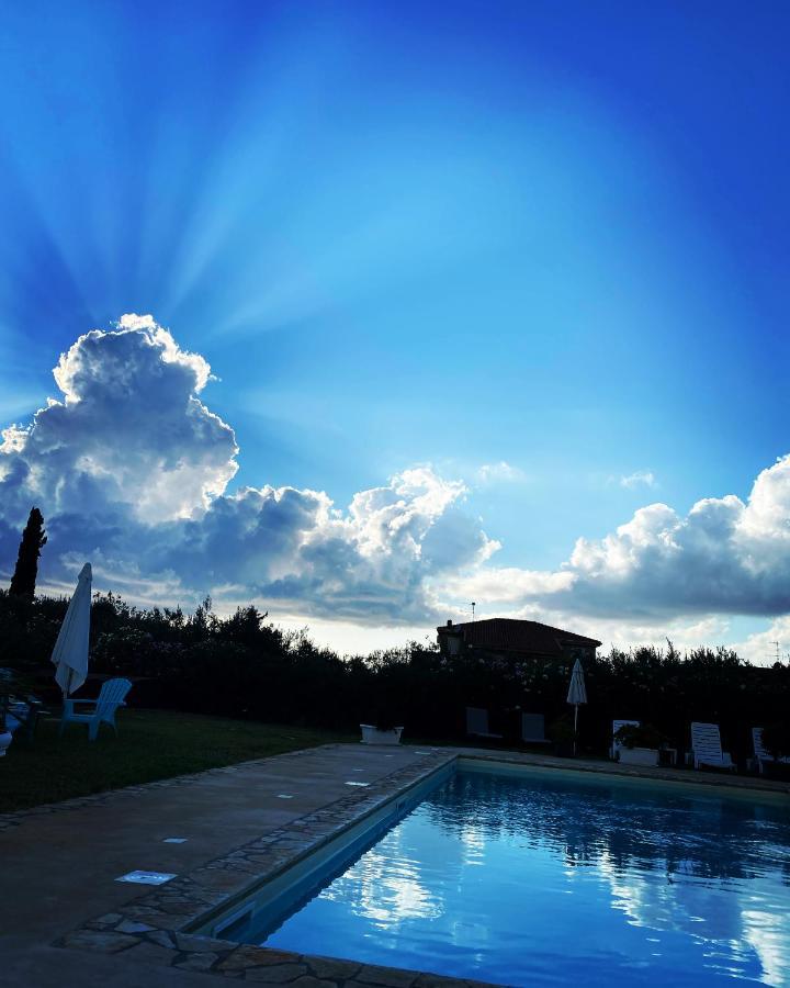 Villa Piruzzu Cv Torre Mulinazzo App P 奇尼斯 外观 照片