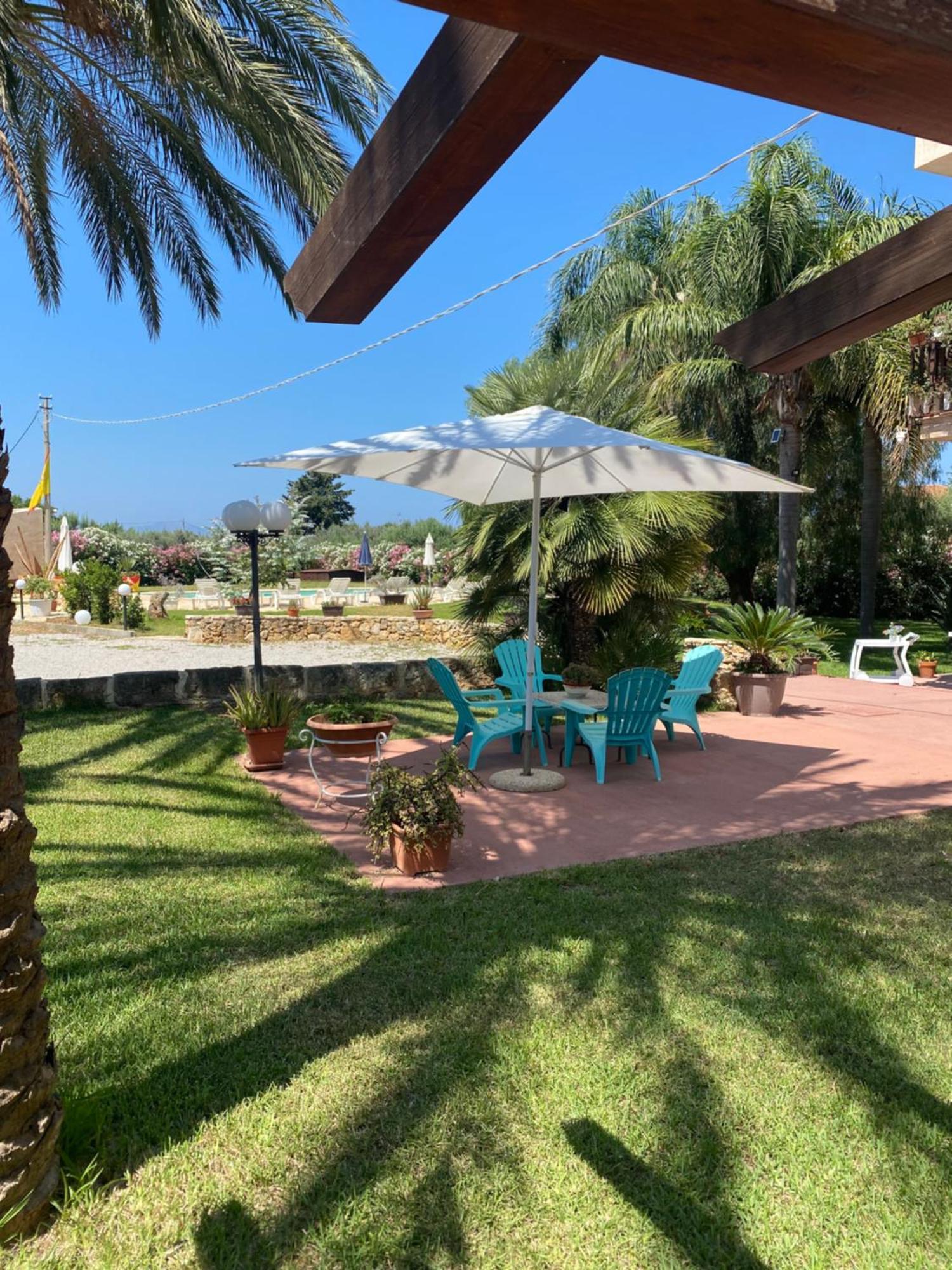 Villa Piruzzu Cv Torre Mulinazzo App P 奇尼斯 外观 照片
